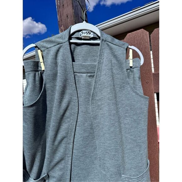 Vintage Trissi two piece gray vest pockets skirt pockets size twelve belt old - Picture 2 of 16